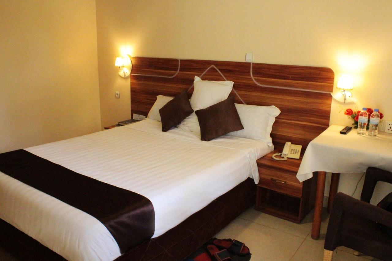 Dereva Hotel Rwamagana Экстерьер фото