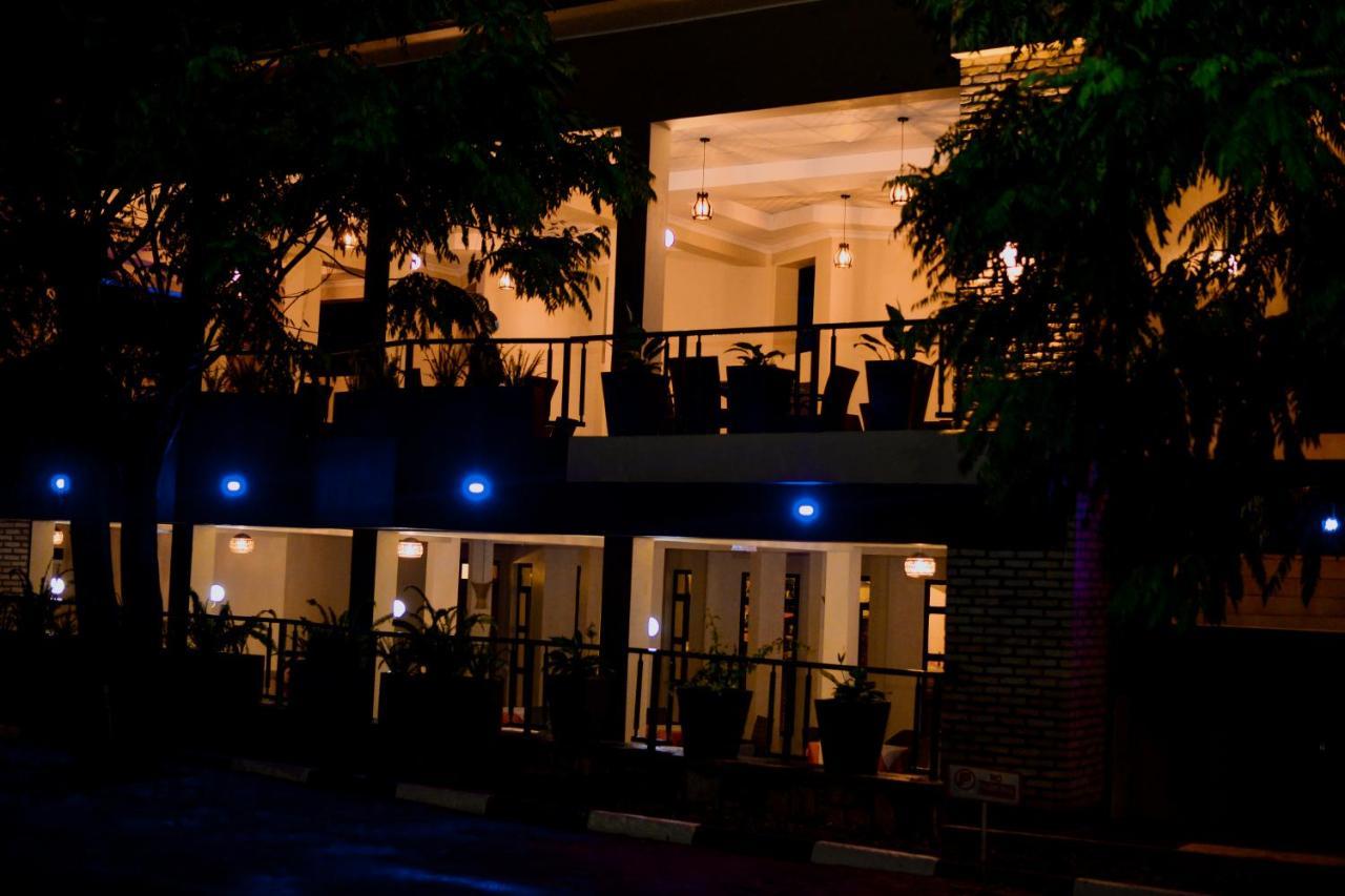 Dereva Hotel Rwamagana Экстерьер фото